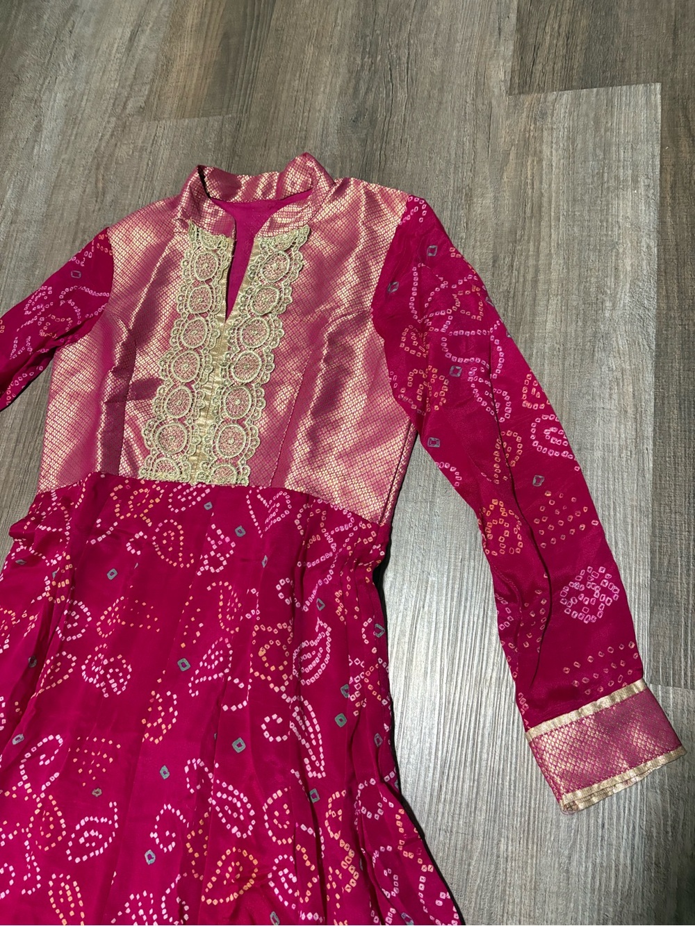 Salwar Kameez Fuchsia Pink Anarkali Dress with Gold Hem Accent - Picture 6 of 7
